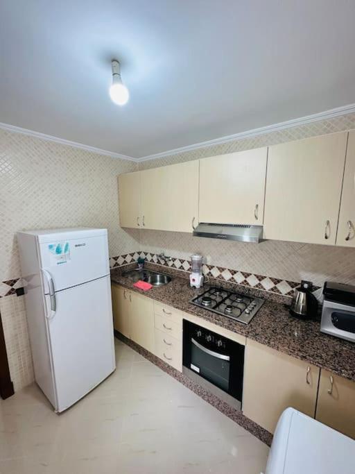 Apartamento Vacacional Achakar Playa&Piscina! Tanger Luaran gambar